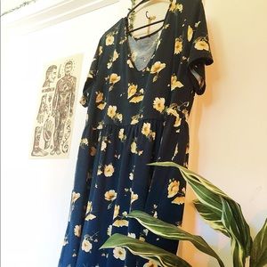 FLORAL BABYDOLL DRESS PLUS